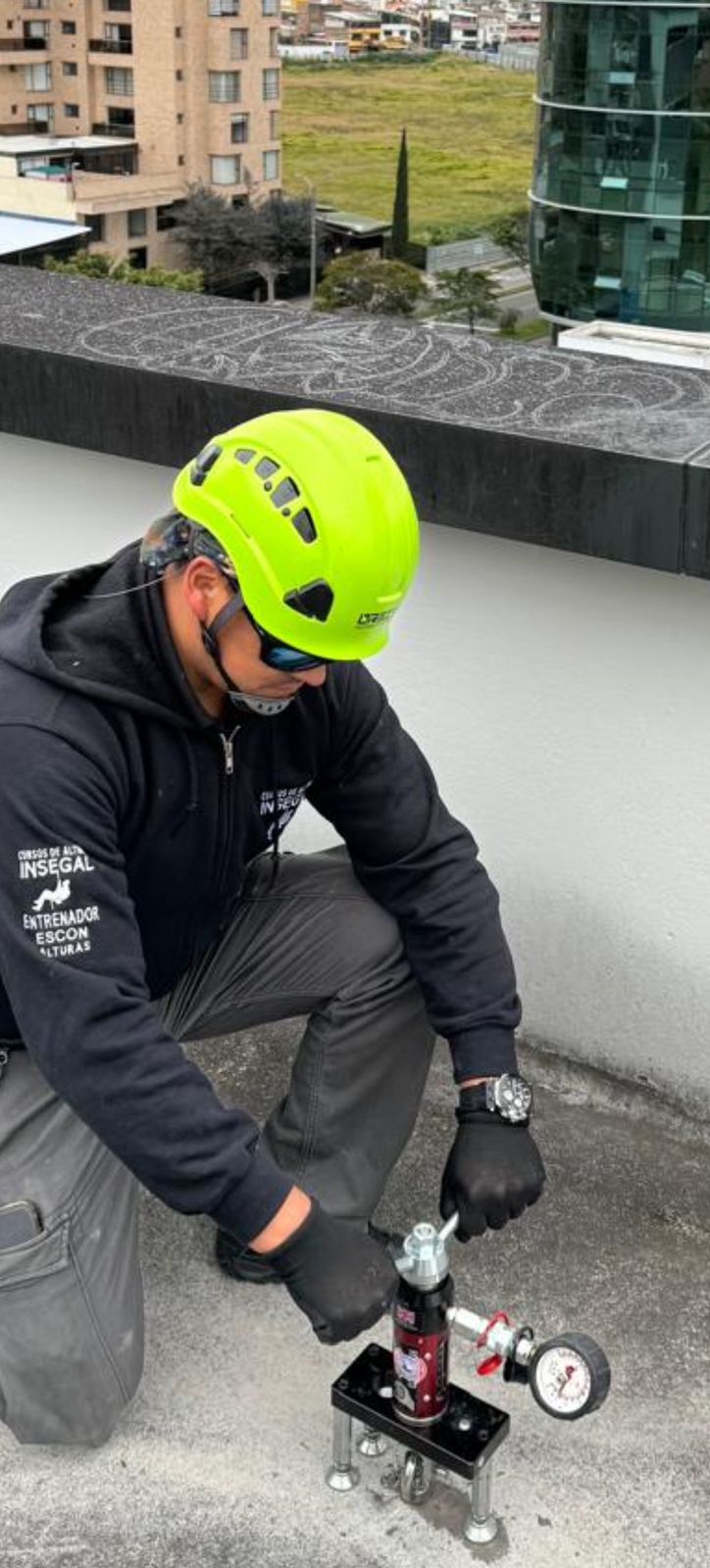 Instalacion de puntos de anclaje